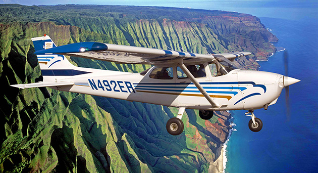 kauai-airplane-cessna-skyhawk kauai airplane cessna skyhawk